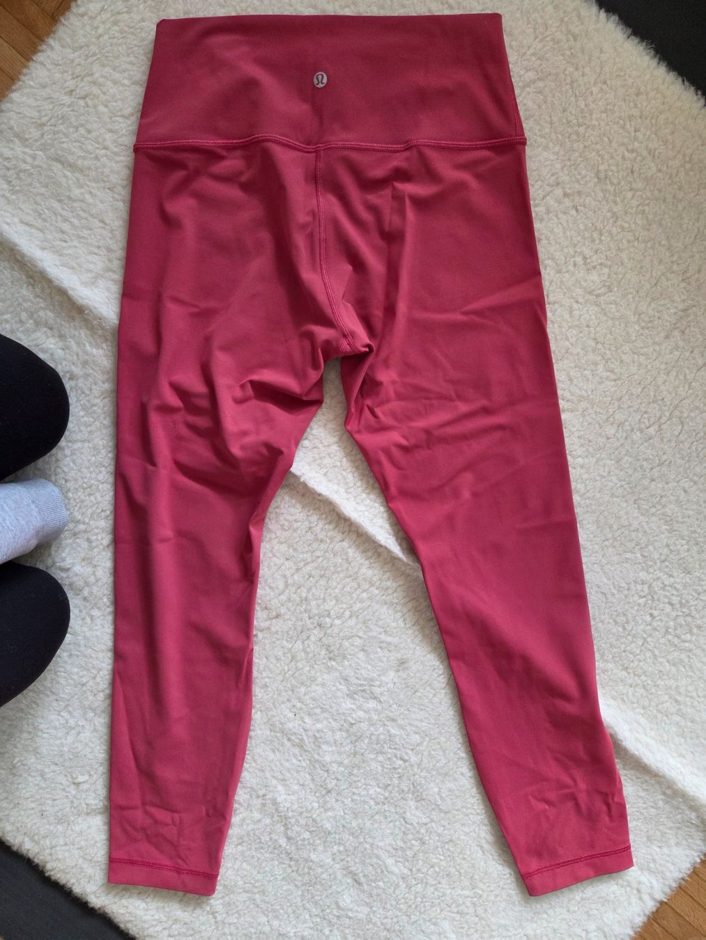Lululemon Leggings: Lululemon leggins Grosse 8 – Usato da Walchwil venduto da Petulas 2