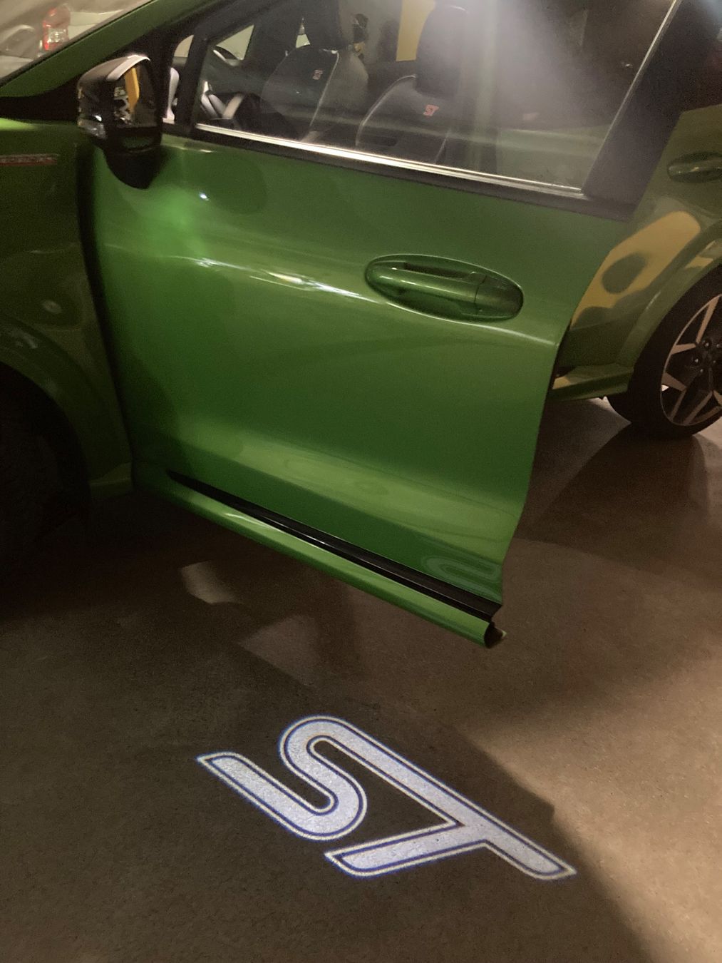 Ford Automobili: Ford Puma ST X. Ab Service – Usato da Thun venduto da ersteigern 7
