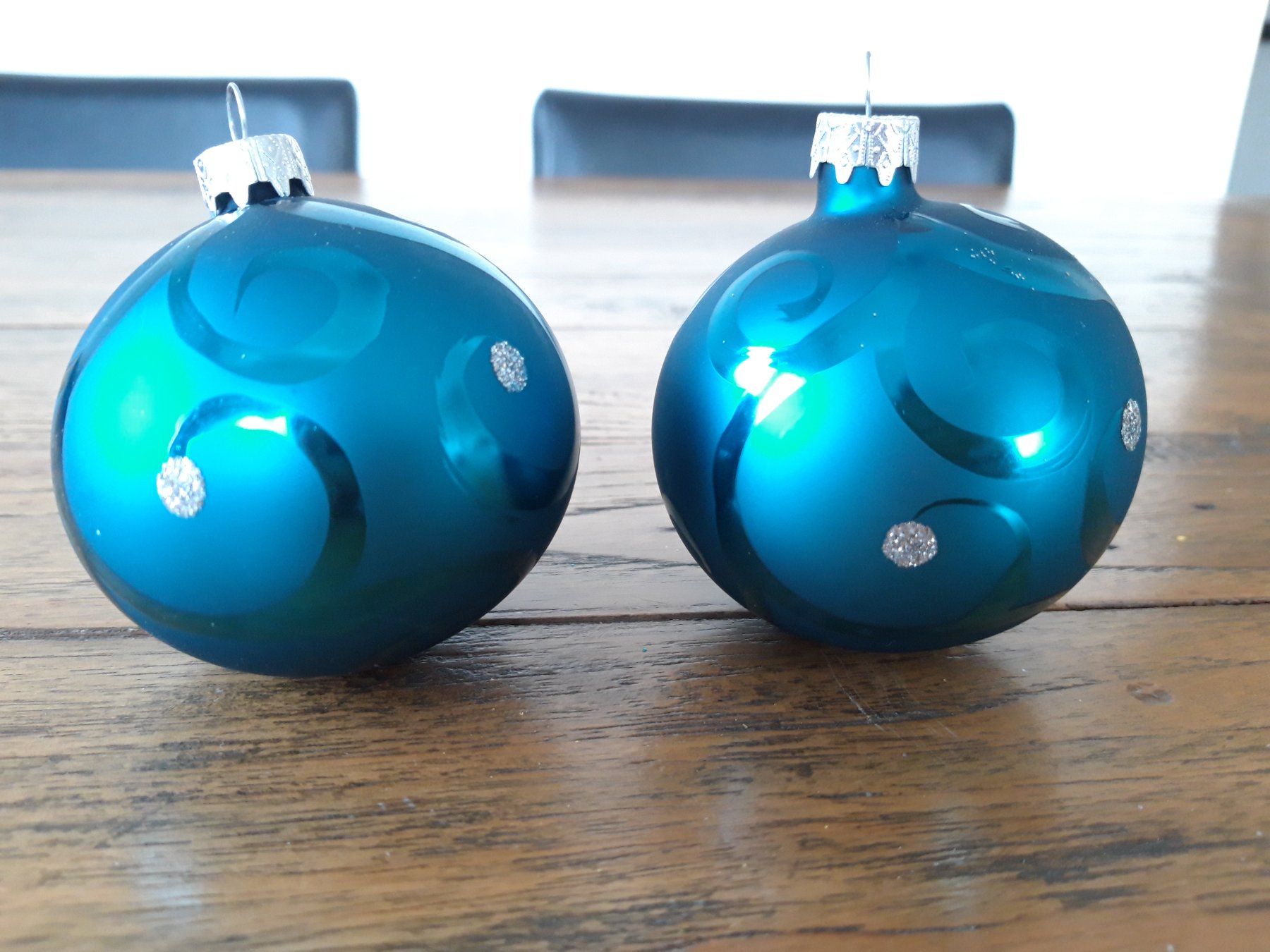 Tutte le decorazioni: 2 matt blau Glas Ornament Weihnachtskugel Christbaumschmuck – Usato da Feuerthalen venduto da tanatha_st 2