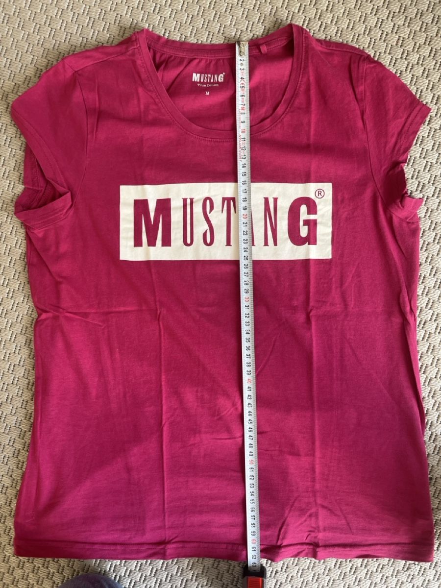 T-shirt: Mustang T-Shirt, Himbeere, M – Usato da Solothurn venduto da Bobesch08 4