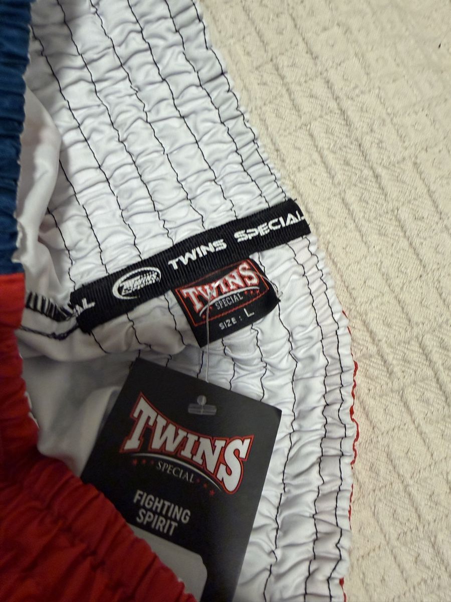 Pantalons: Twins Muay Thai Shorts – Neuf avec emballage d'origine à Founex par tin_5wwq 2