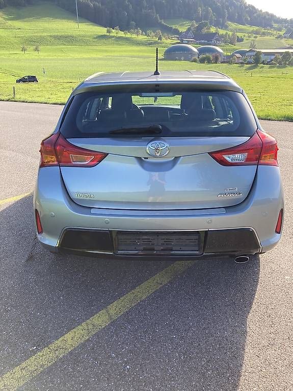 Automobili: Toyota Auris 1,6 Benzin  – Usato da Luzern venduto da luchs010 3