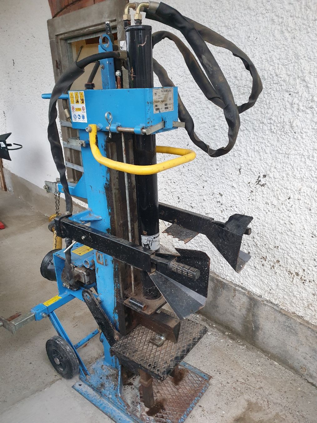 Tutte le macchine: Holzspalter zapfwelle  – Usato da Zweidlen venduto da SbbA1013