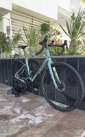 Giant Revolt Gravelbike Shimano 105 neuer Zustand