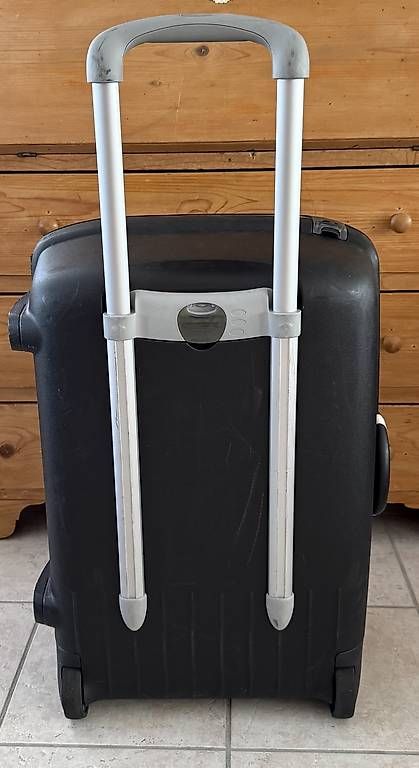 Samsonite Valigie: Reisekoffer – Usato da Thun venduto da Mitsumi 1