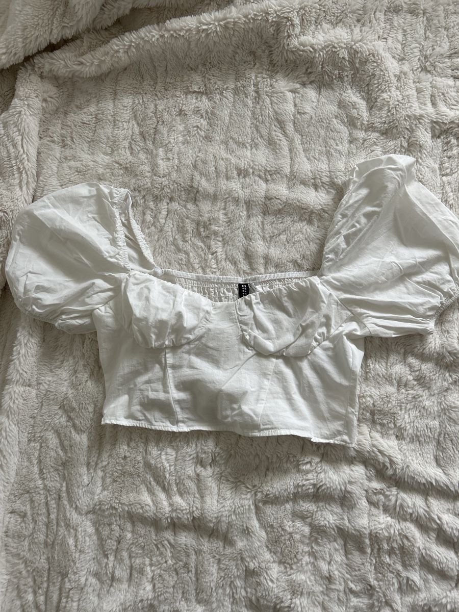 H&M Top: H&M Top/Oberteil Gr. 38 – Nuovo (secondo la descrizione) da Rotkreuz venduto da tha_lb6g