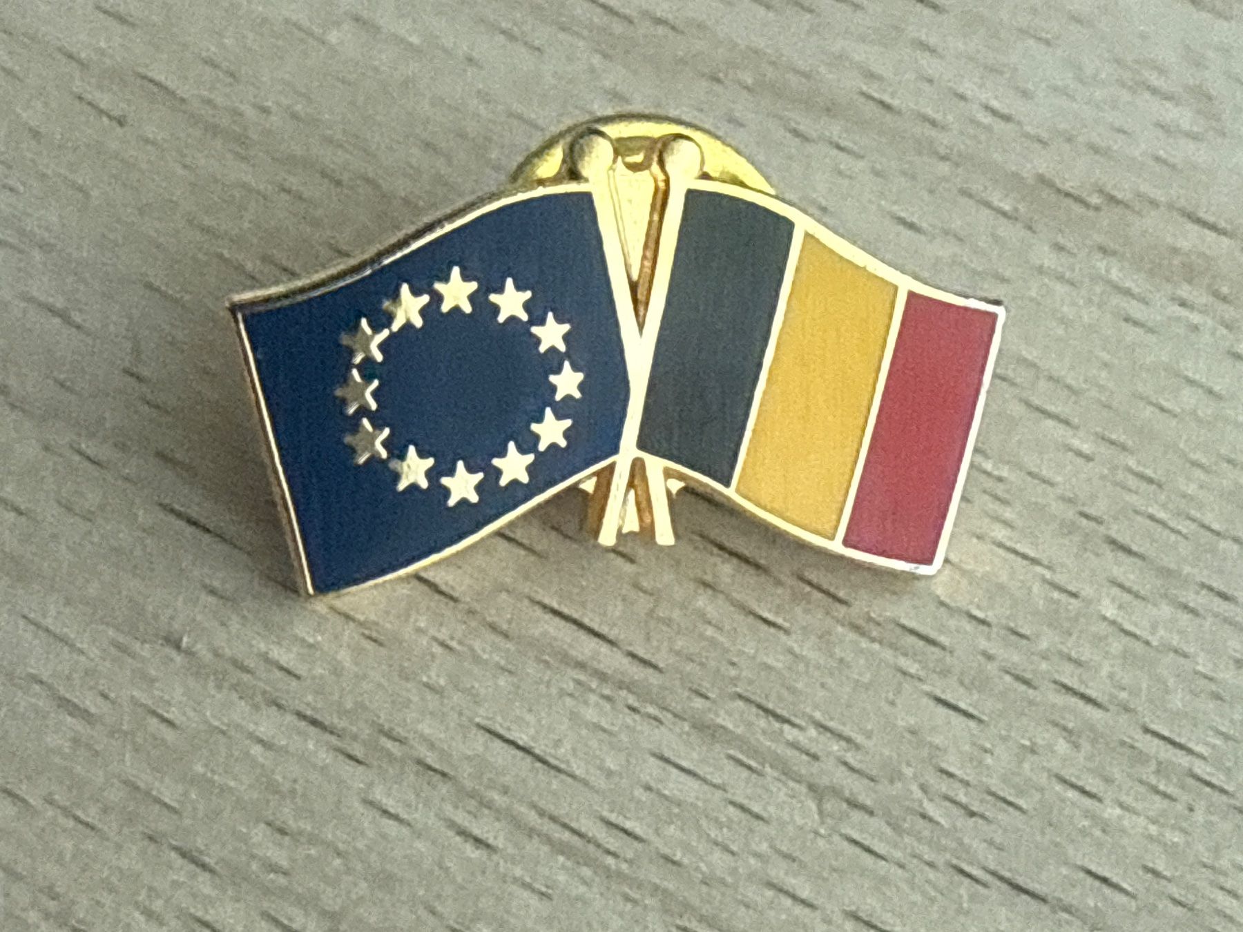 Plaquettes & Badges: Pin  EU- Belgien – D'occasion à Glattbrugg par Schweigmatt