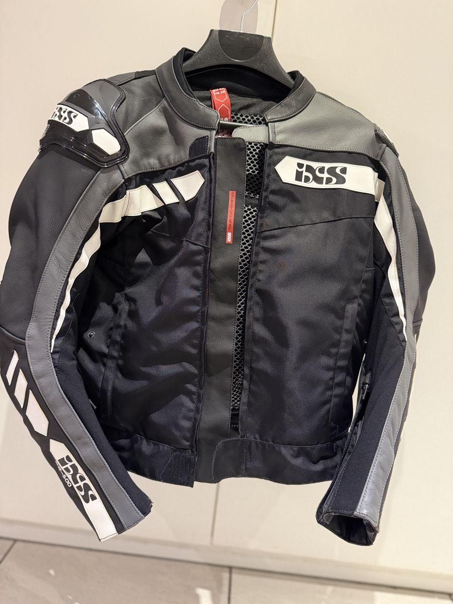 Dainese Giacche: IXS Motorradjacke Damen – Usato da Belp venduto da ChicaMonster