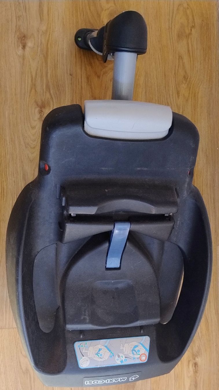 Maxi-Cosi Seggiolini per auto: MaxiCosi Station Isofix – Usato da Jona venduto da lascosion 1