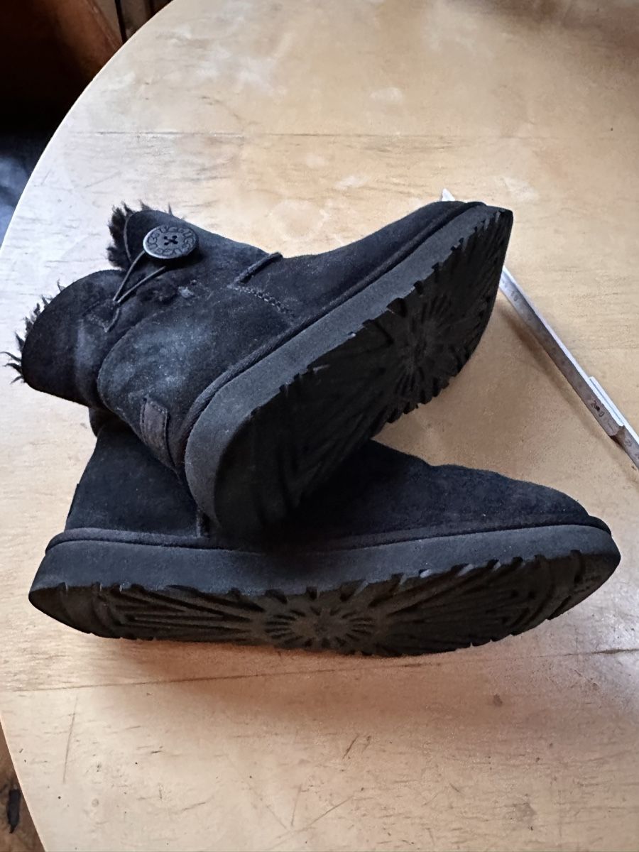 Ugg Schuhe für Mädchen: UGG Gr. 40 – Gebraucht aus Hinterkappelen von una066 2
