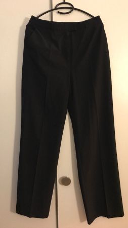 Schwarze Hose Marke Blacky Dress