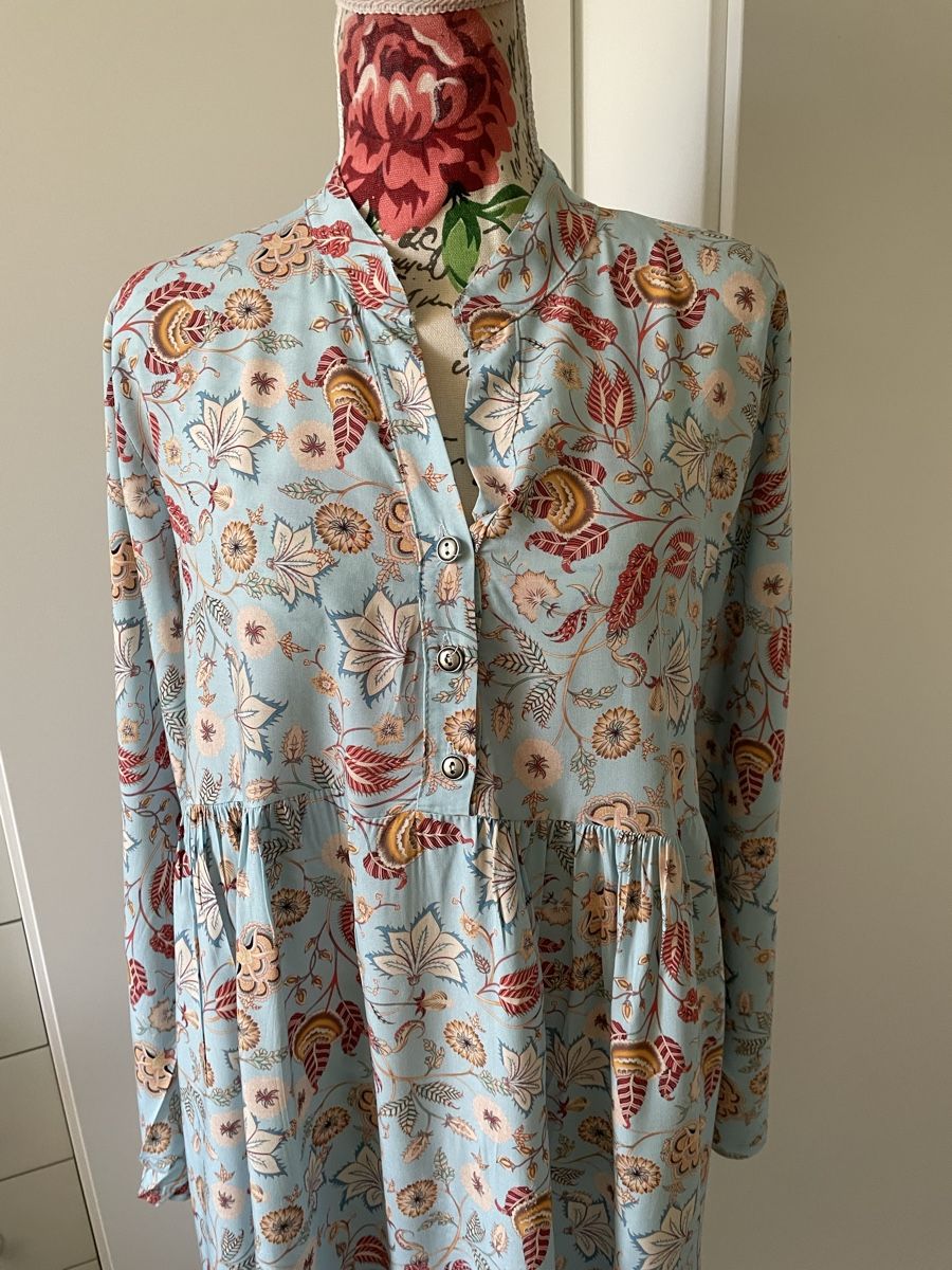 Robes: NEU** Kleid FADDA 40 Viscose 100% – Neuf (Voir description) à Zürich par Pamuk04 2
