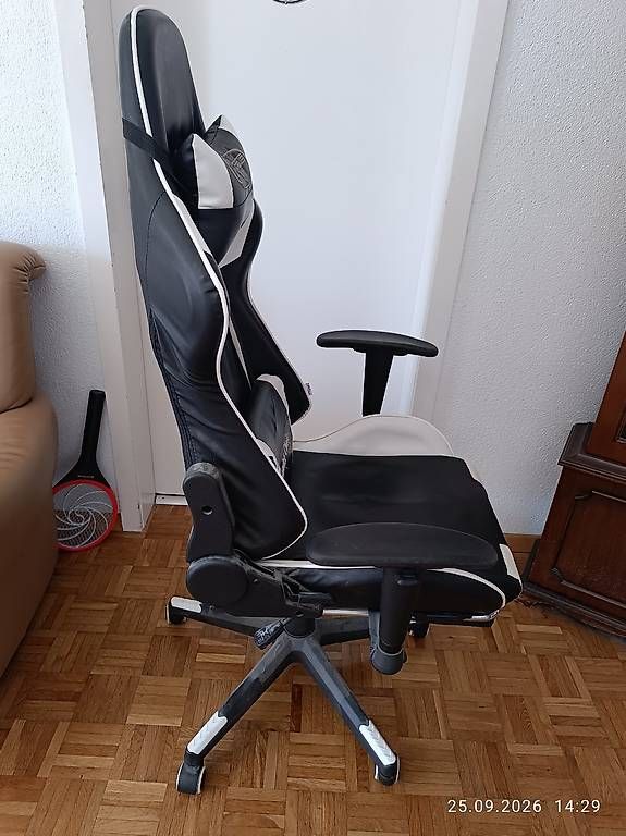 Chaises: Gaming Stuhl – D'occasion à Aefligen par lea-09 2