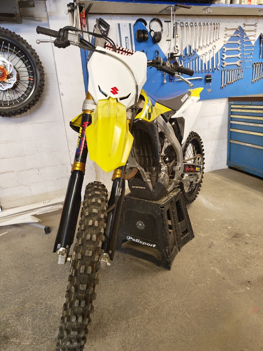 Suzuki Enduro: Suzuki RMZ 250 Motocross – Usato da Möriken AG venduto da Ally 1