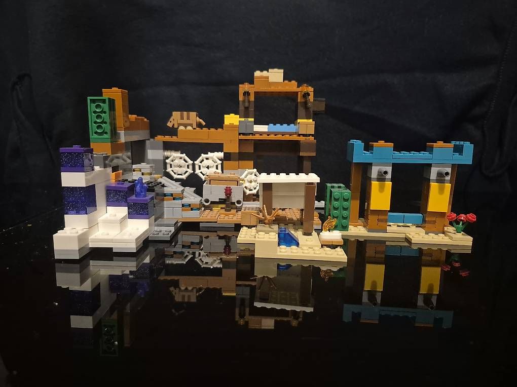 Lego Baukästen: Lego Minecraft höle – Gebraucht aus baden von mxi_sg9y