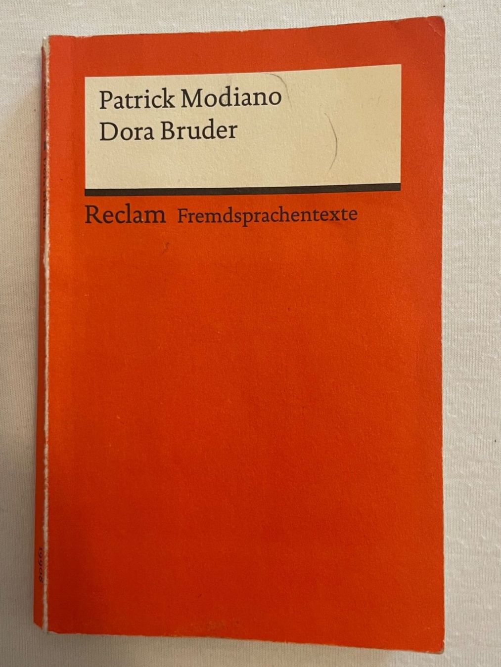 Libri: Patrick Modiano, Dora Bruder, Reclam Fremdsprachentexte – Usato da Zürich venduto da Joba-Sell
