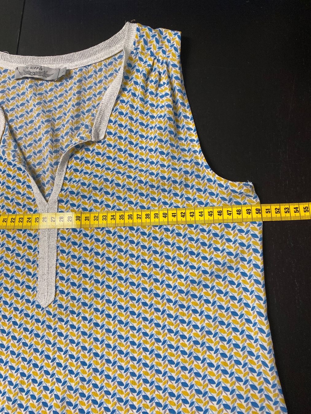 Blusen: it hippie Bluse Gr. L ohne Arm – Gebraucht aus Biel-Benken BL von PANORMUS 1