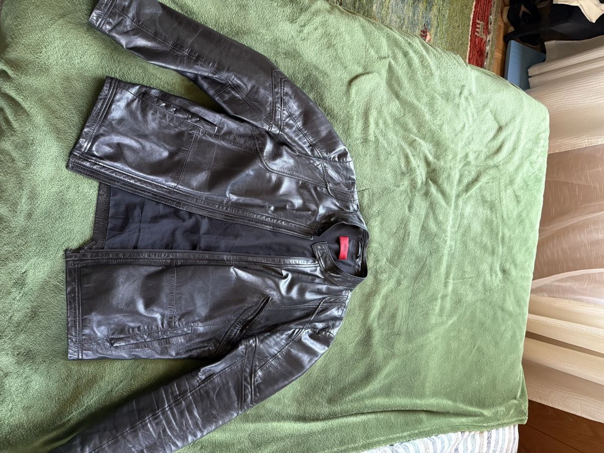 Hugo Boss Vestes: Leder jacke hugo boss L – D'occasion à Diepoldsau par rra_cy9l 3