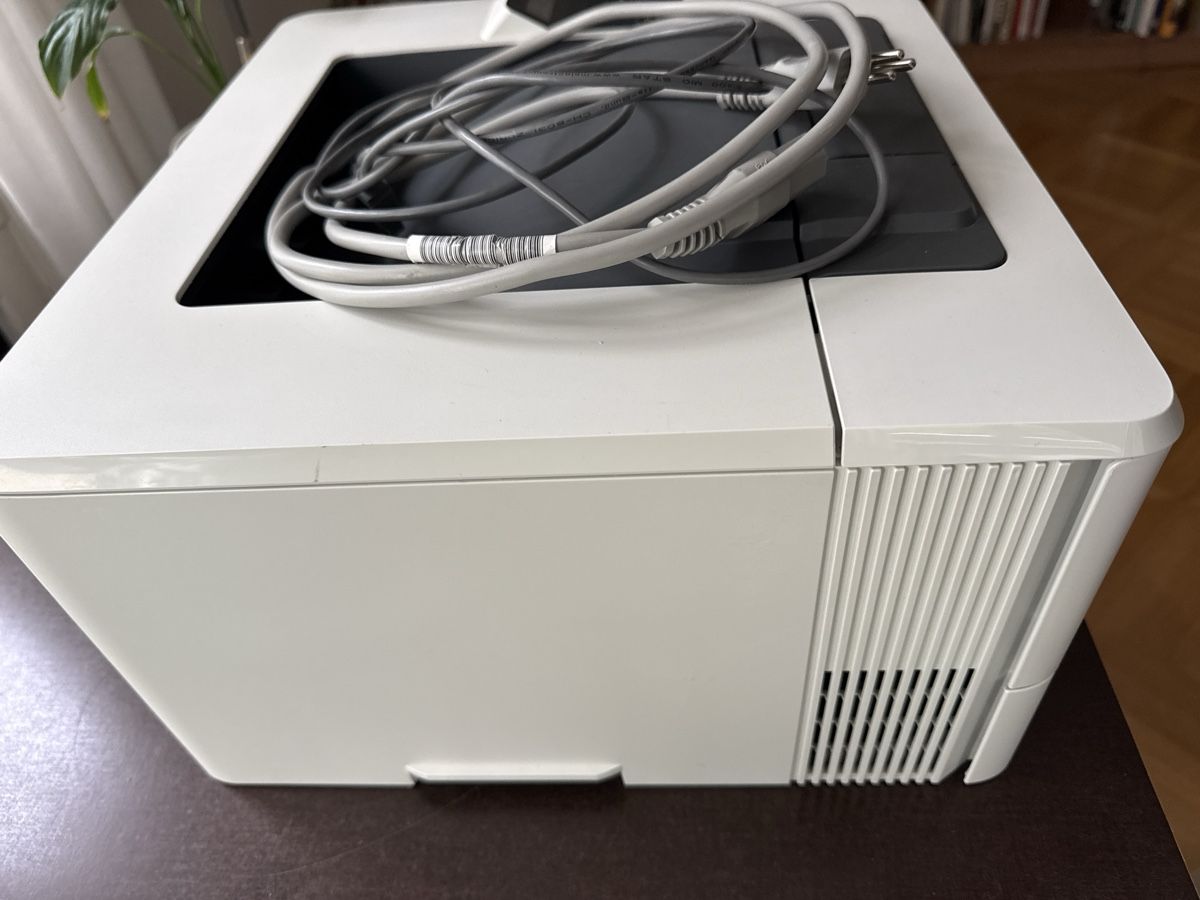 Hewlett Packard Stampanti: Laserjet Pro M402dne – Usato da Zürich venduto da Glila 8