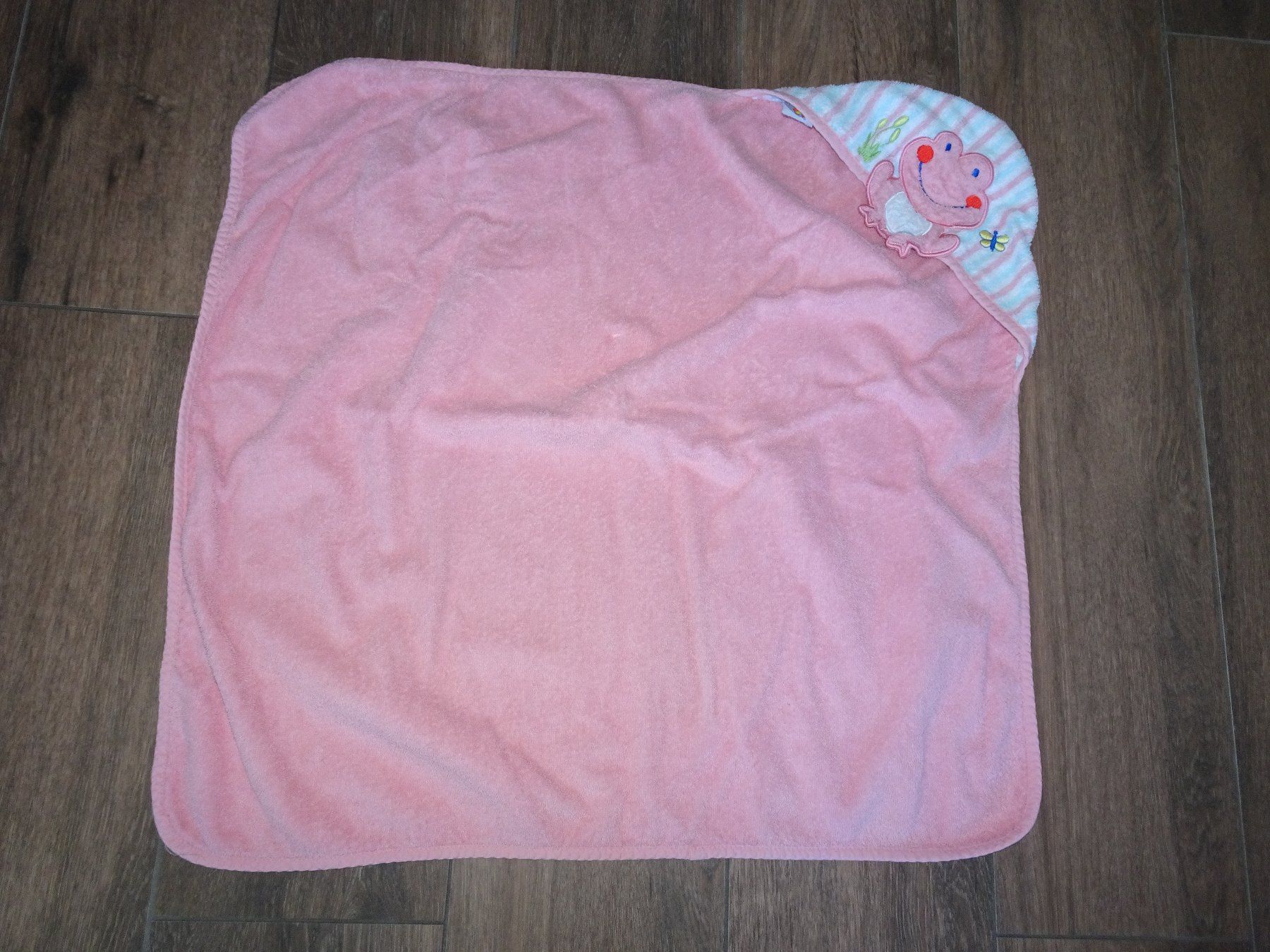 Couvertures: Cape de bain rose grenouille MUKIS – D'occasion à Satigny par salvatore73