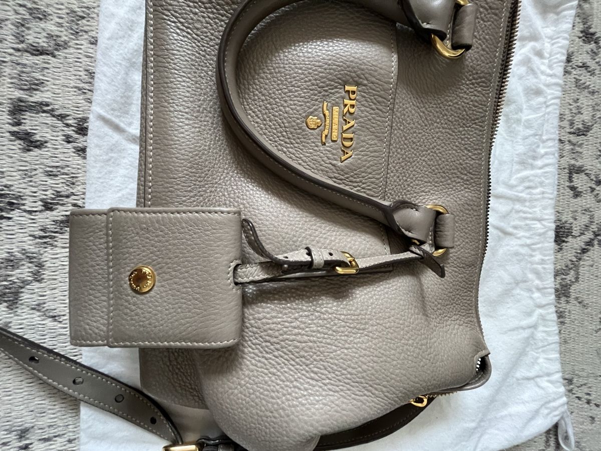 Prada Borse da donna: Original Prada Handtasche Leder Taupe – Usato da Chur venduto da Mity88 3