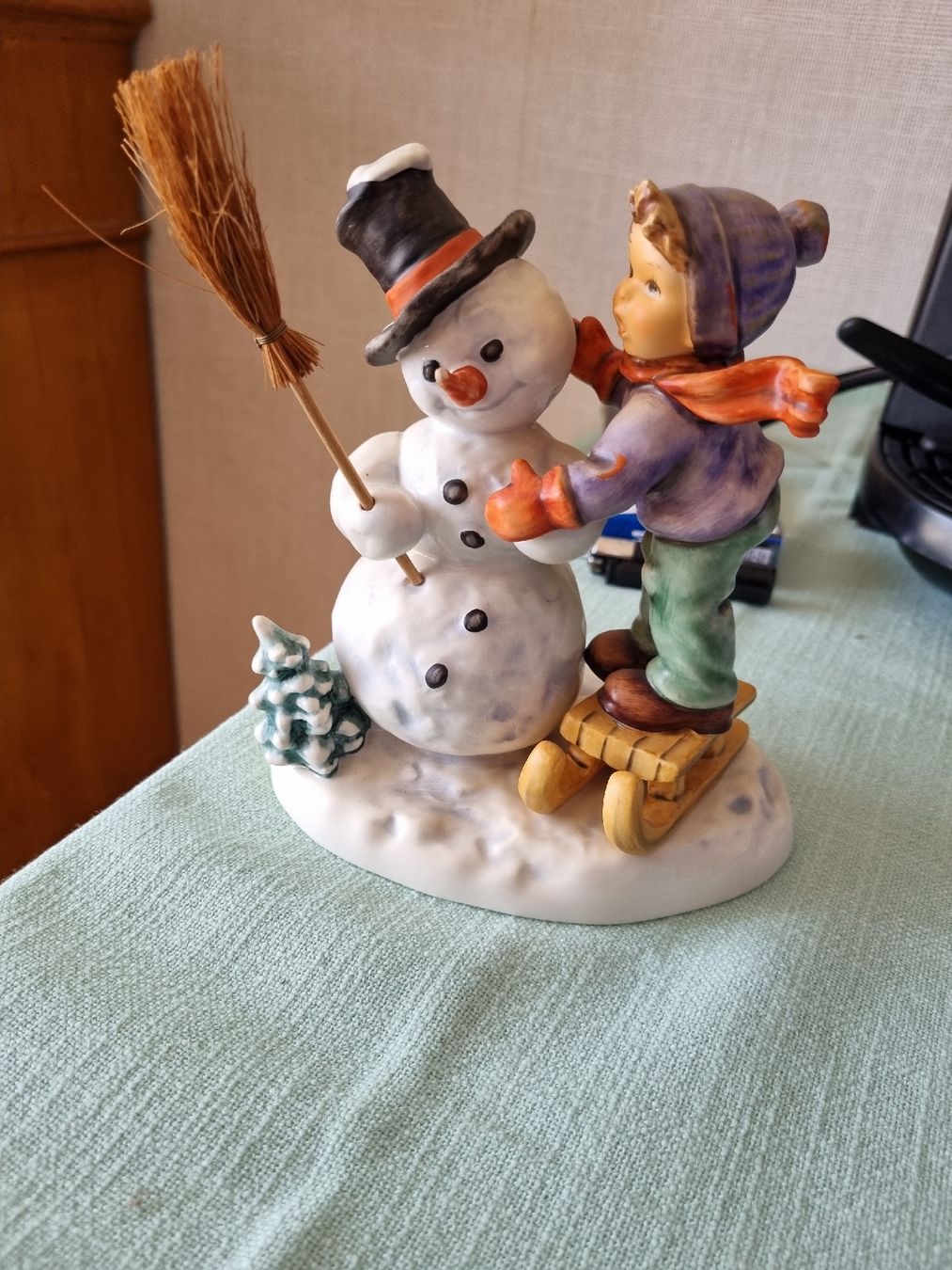 Hummel Figurines: Grosse Hummelsammlung – D'occasion à reitnau par Oktober4 6