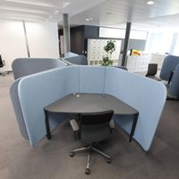 Tischtrennwand (Desk Screen) für Ecktische, freistehend