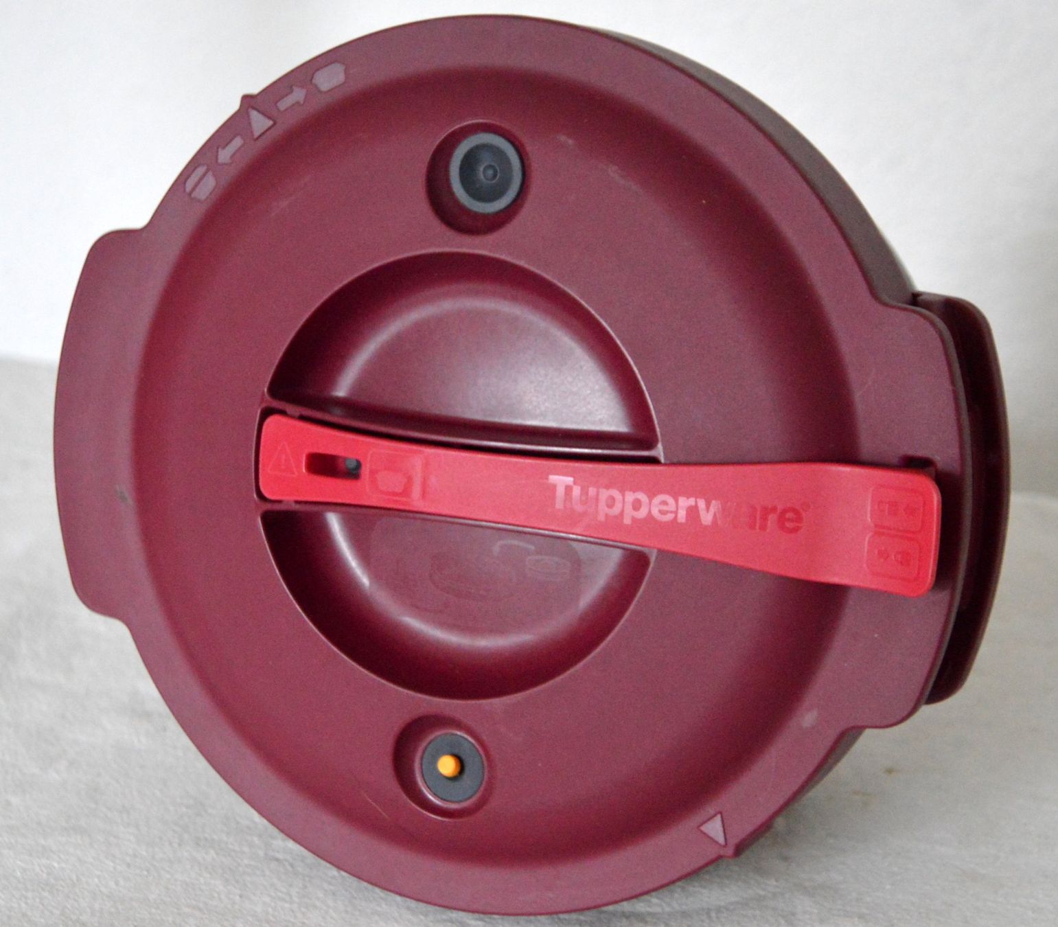 Tupperware Küchengeräte: Tupperware MicroQuick Pressure Cooker/ Schnellkochtopf 3L – Gebraucht aus Collonges von  3