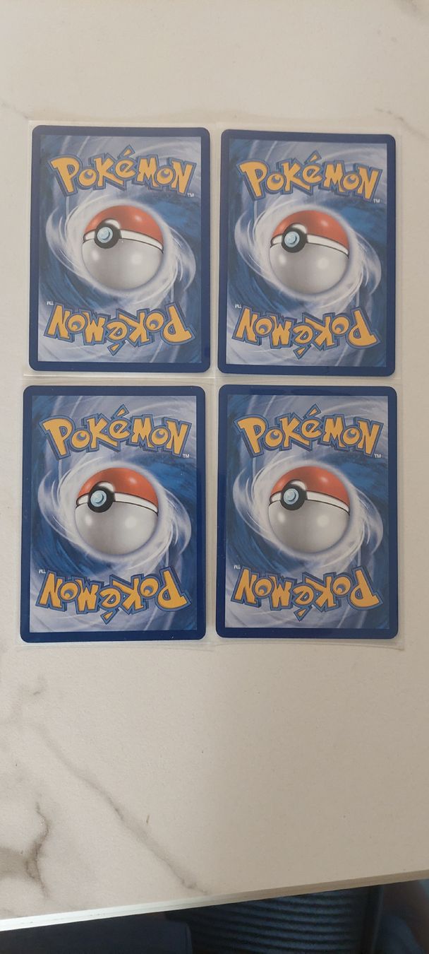 Pokémon Sammelbilder & Trading cards: lot 4 pikachu 30 ans – Neu (gemäss Beschreibung) aus Vétroz von Titangel 1