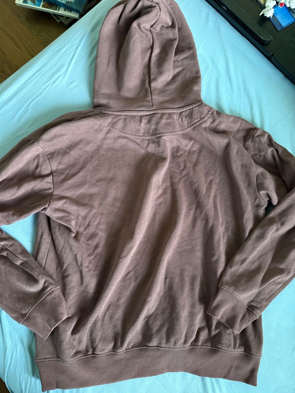 H&M Pullover & Sweatshirts: Hoodie/Kapuzenpullover braun H&M – Gebraucht aus Altendorf von Jeshy15 2