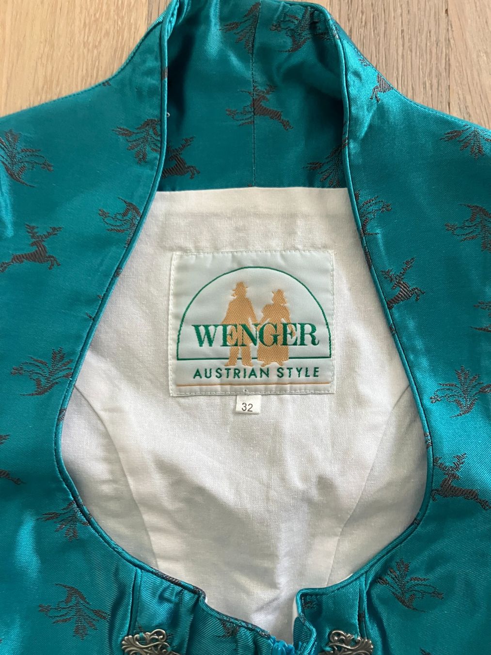 Vestiti: Oktoberfest Dirndl Grösse 32 – Usato da Lindau venduto da PrinterGuy 3