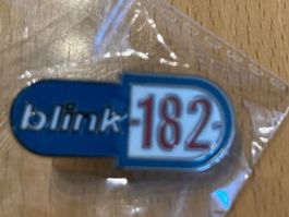Blink 182  Pin Anstecker  Punk Metal Rock Band