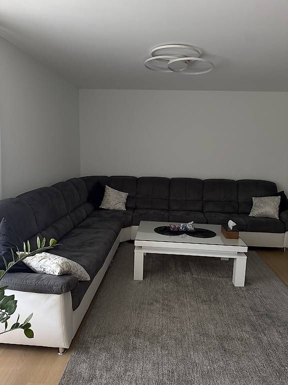 Divani: Wohnlandschaft / Ecksofa in Anthrazit-Weiss – Usato da Reichenburg venduto da lau_9msp 1