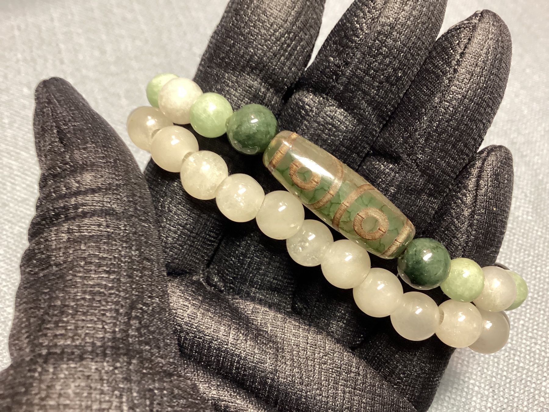 Armbänder & -reifen: Jade Armbänder mit tibetischem Dzi-Stein – Neu und originalverpackt aus Laax GR von Kiki-Kingdom2 3