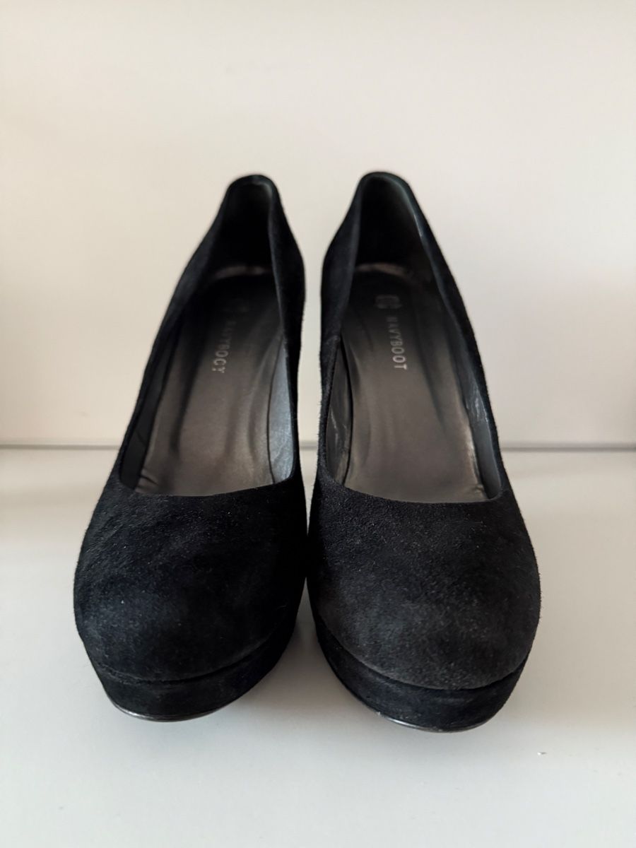 Navyboot Scarpe da donna: Navyboot Schwarze Wildleder Pumps, Grösse 40 – Usato da Zürich venduto da JOD213 1