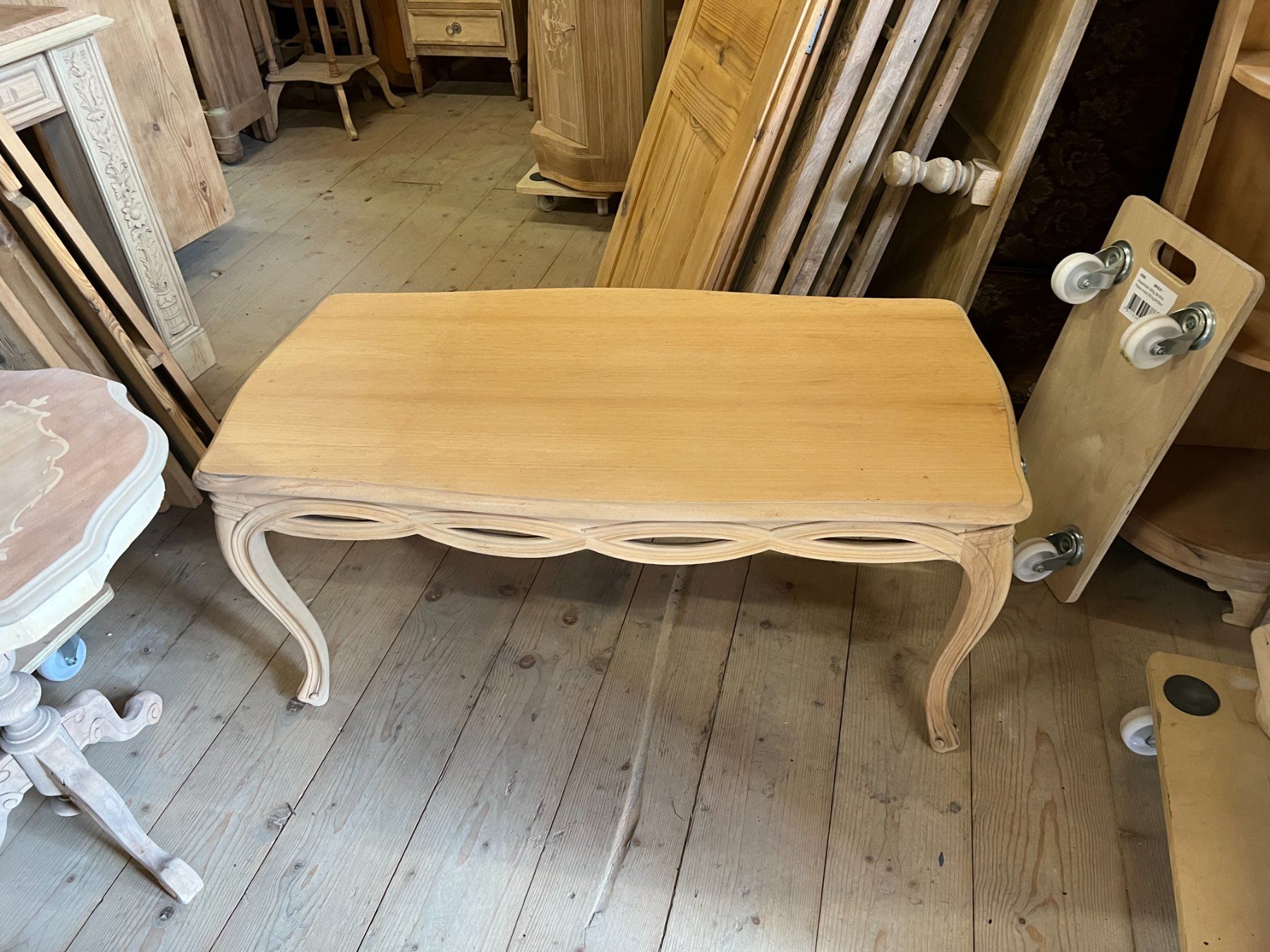 Tische: ART 982-J Table basse sablé – Gebraucht aus Pont-La-Ville von BCMGLEAL