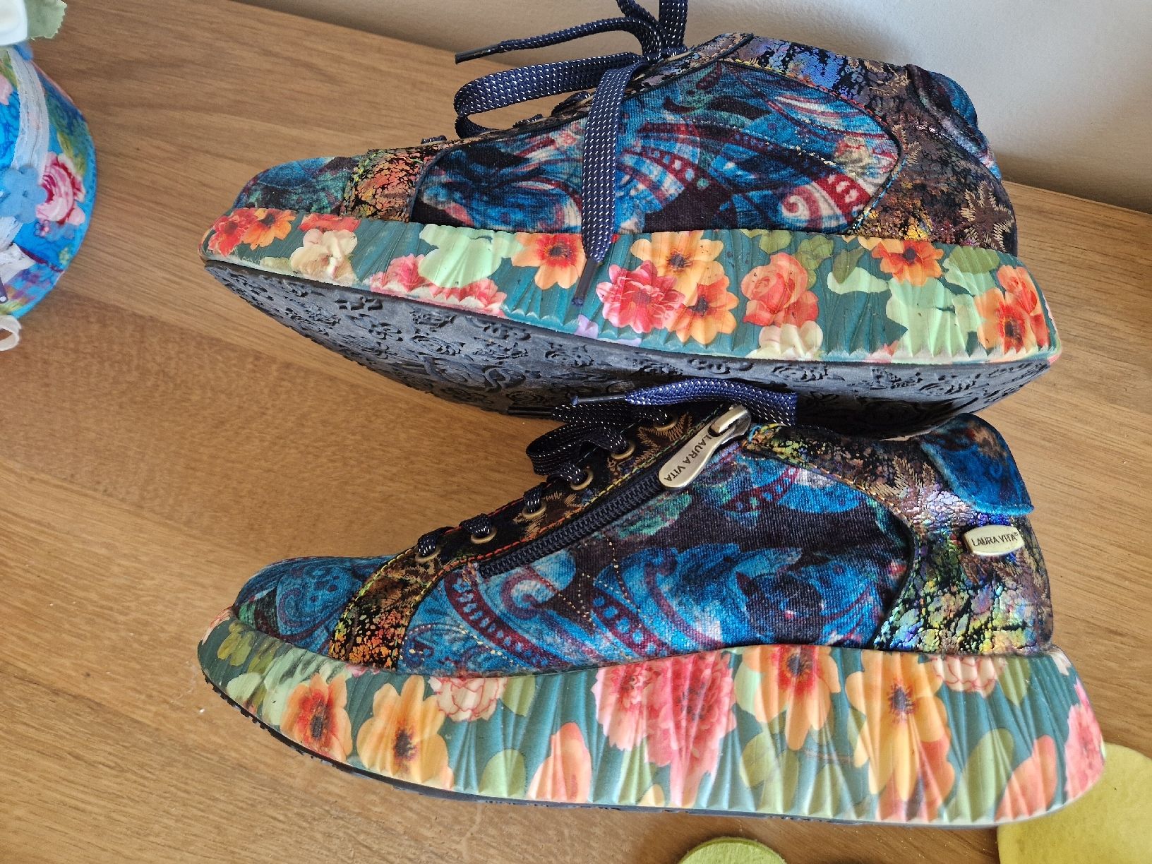 Scarpe da donna: Laura Vita Sneaker Nikito 38 – Usato da Lichtensteig venduto da Cocabana_16 2
