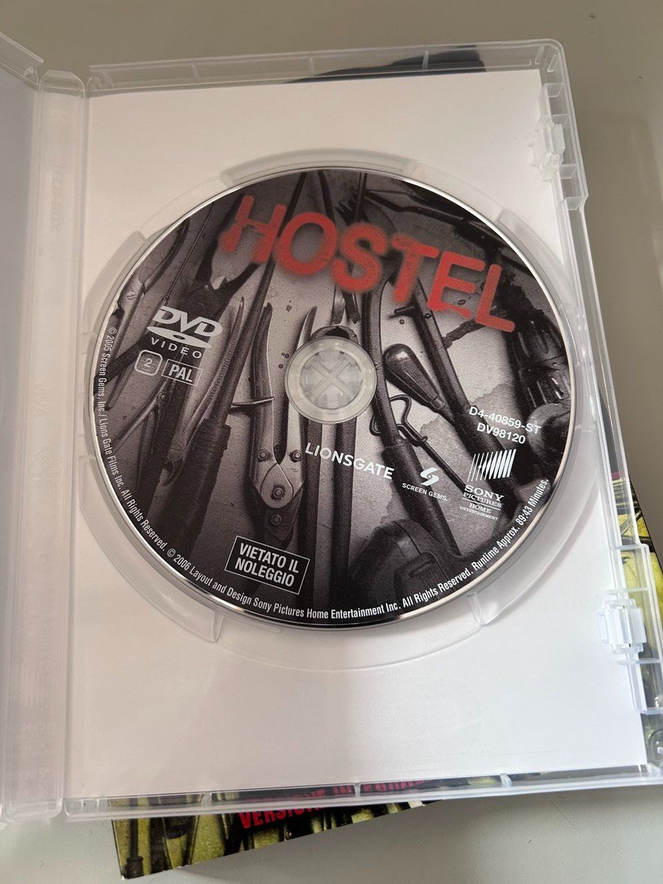 Tutti i DVDs: DVD Hostel – Usato da Giubiasco venduto da LorisVale 3
