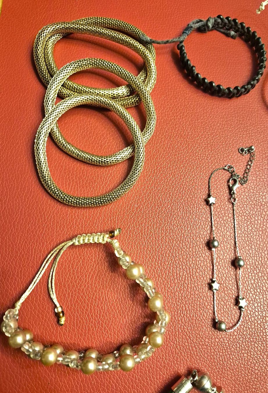 Bracciali & Braccialetti: 11 Damen Armbänder, Modeschmuck – Usato da Zeiningen venduto da Carettacaretta69 1