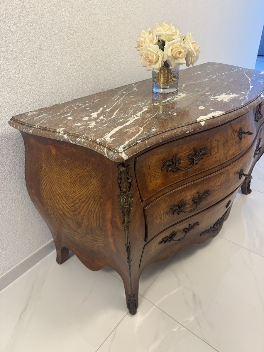 Kommoden: Ancienne commode  – Gebraucht aus St-léonard von LUXURYCOQUOZ 6
