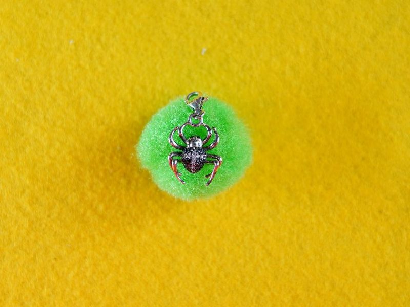 Pendentifs: Charms Kreuzspinne – Neuf (Voir description) à Wil SG par froschbiss 1