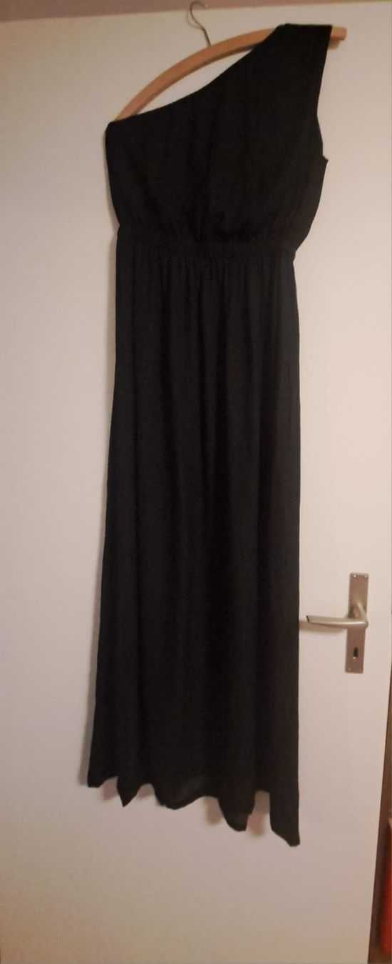 Zara Kleider: Elegantes Sommerkleid, schwarz – Gebraucht aus Rheinau von Jackandjones01