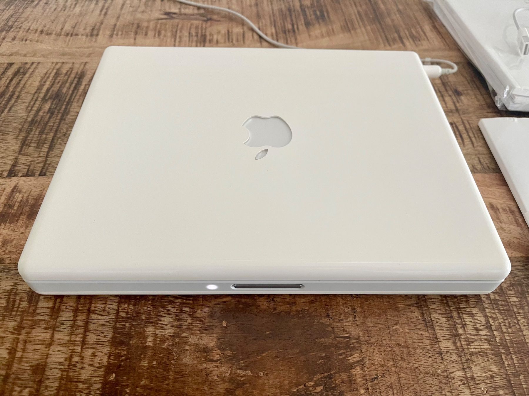 Apple Notebooks: Apple iBook G4 1.2 mit Originalsoftware und LAN-Adapter – Gebraucht aus Weggis von Katastropholi 2