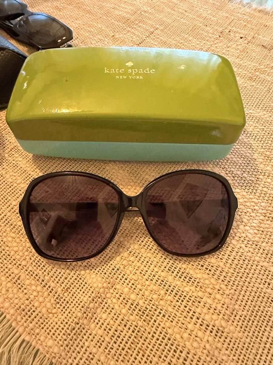 Kate Spade Brillen & Gläser: Kate Spade Sonnenbrille  – Gebraucht aus Basel von Brunner.T