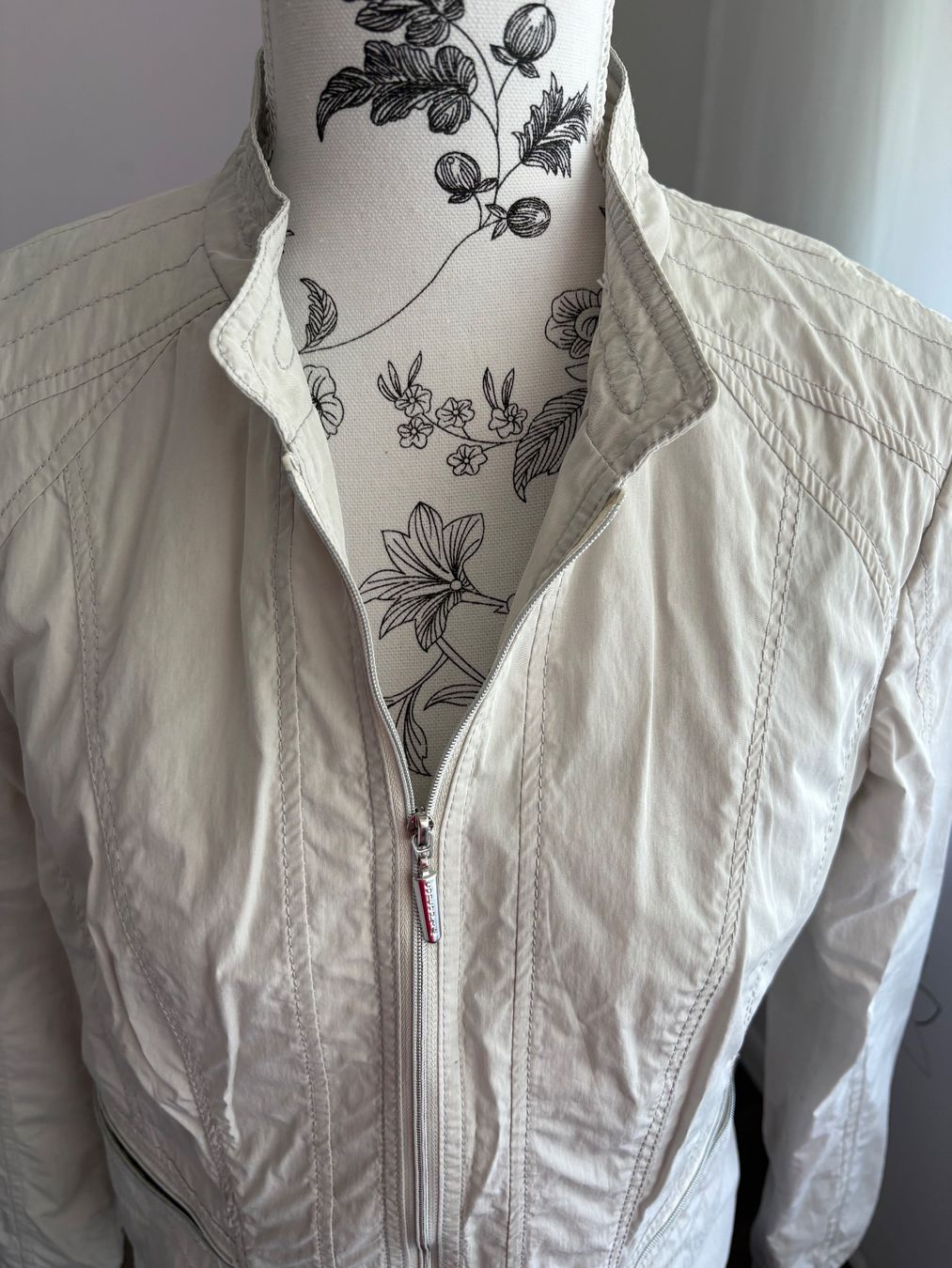 Giacche: Jacke Gr. 38 concept k – Usato da Bergdietikon venduto da Utiger55 2