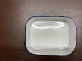 Emaille mit Henkel weiss blaue Kante 