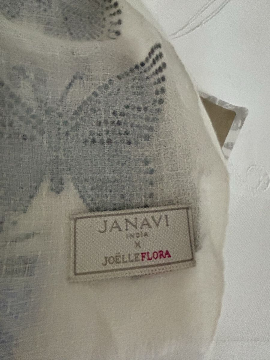Foulard & Sciarpe: Écharpe en cachemire Janavi Joelle Flora – Nuovo e nell'imballaggio originale da Genève venduto da ati_tj8f 3