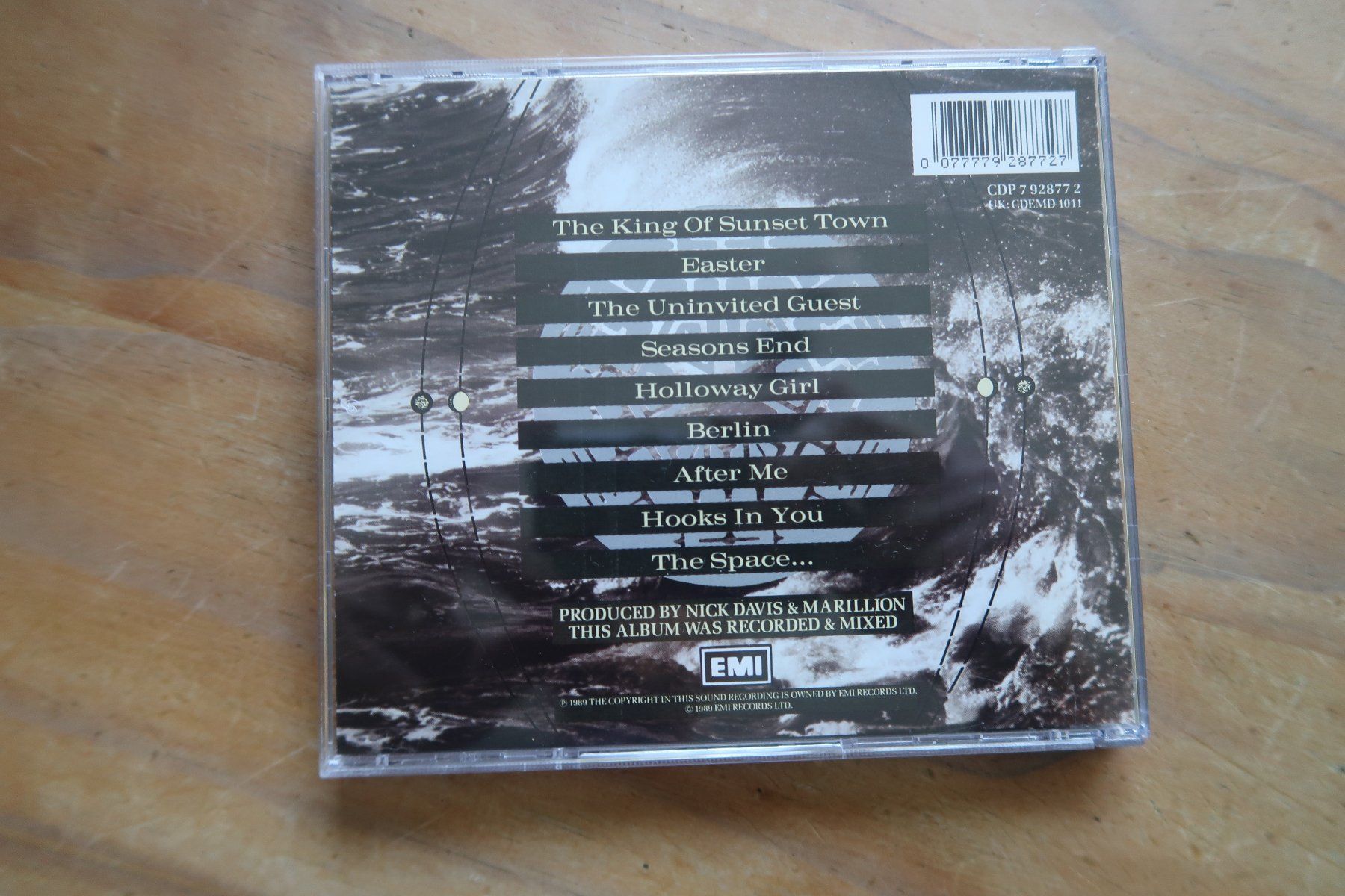 CD: MARILLION - SEASONS END - CD – Usato da Basel venduto da Patiscat 1