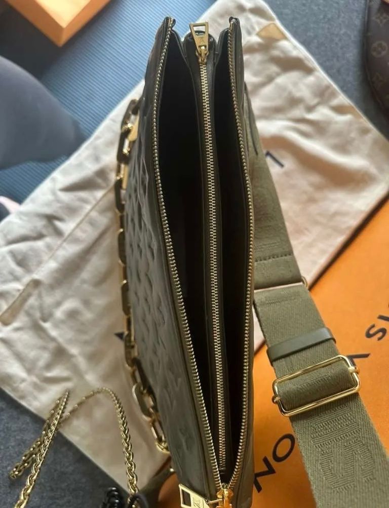 Louis Vuitton Borse da donna: Louis Vuitton Coussin, khaki – Nuovo (secondo la descrizione) da Triesen venduto da atos87 5