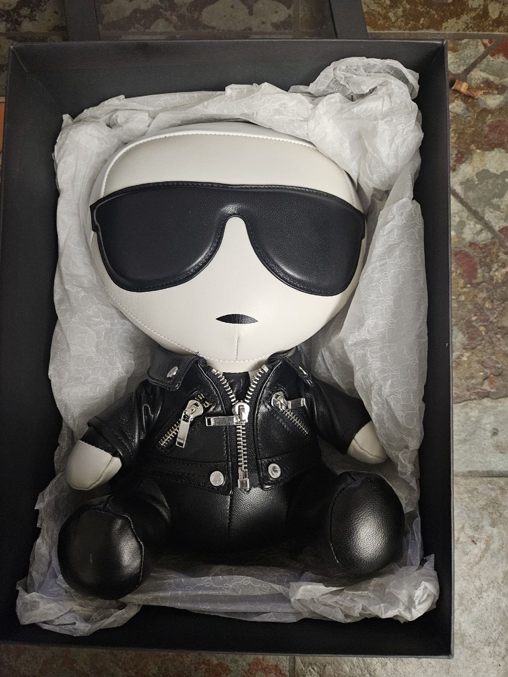 Bambole: Karl Lagerfeld Doll – Nuovo e nell'imballaggio originale da Aesch ZH venduto da sam_92dd 1